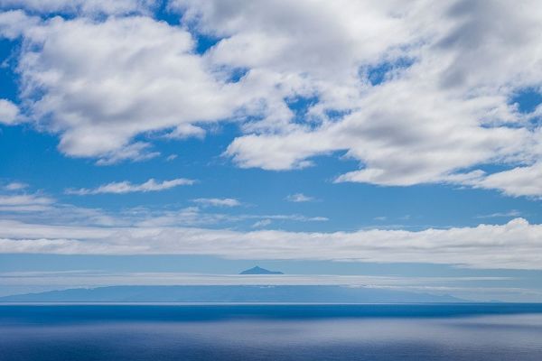 Canary Islands-La Palma Island-Villa de Mazo-view towards El Teide Mountain on Tenerife Island